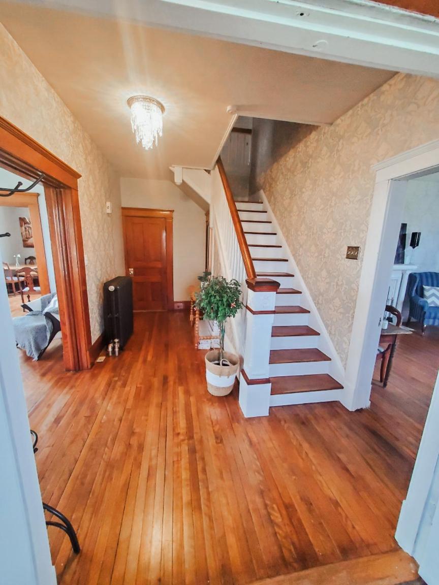 The Willow House Bed & Breakfast Kensington Екстериор снимка
